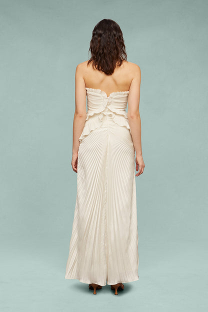 Isabell Sweetheart Neck Gown