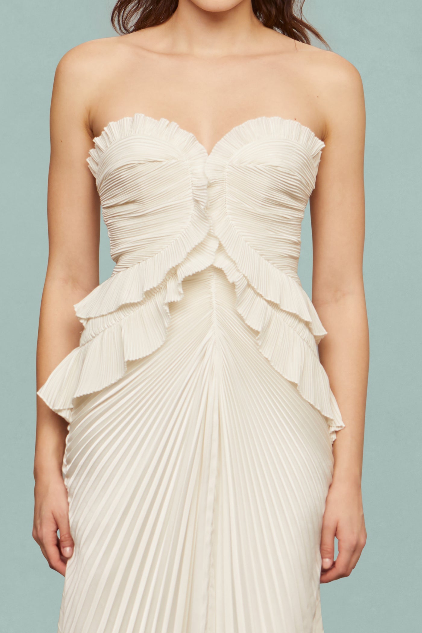 Isabell Sweetheart Neck Gown