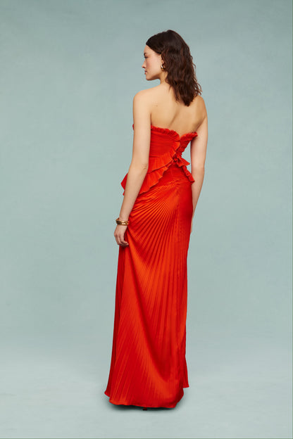 Isabell Sweetheart Neck Gown