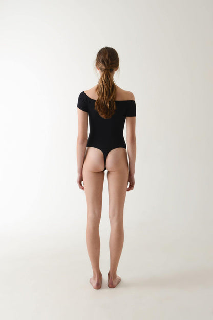 QUIN Body - Black