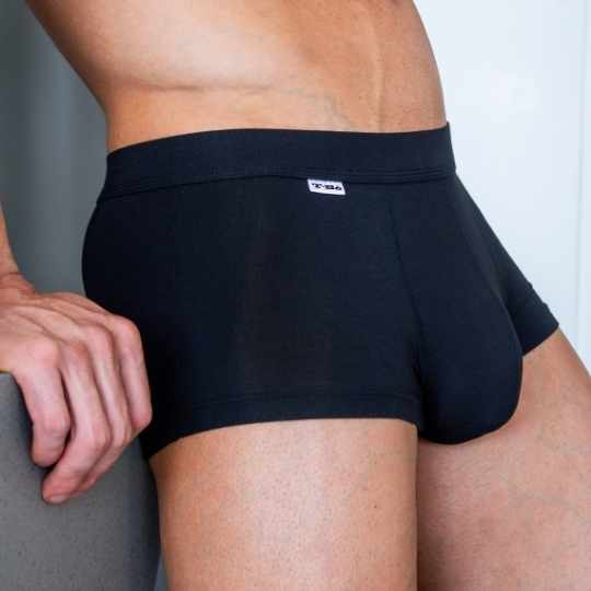 The TBô Black Trunk
